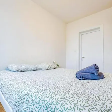 Apartmán Joli T3 Avec Parking Prive *